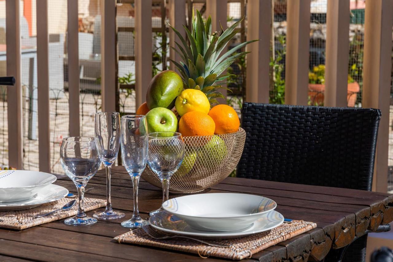Apartamento La Pergola Font de sa Cala Exterior photo